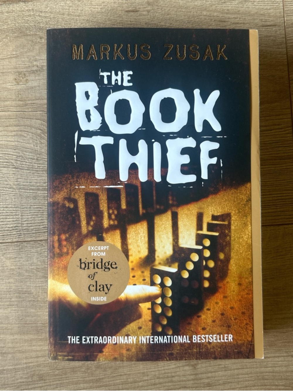 The Book Thief by Markus Zusak‎ - Paperback - Black & Brown Cover